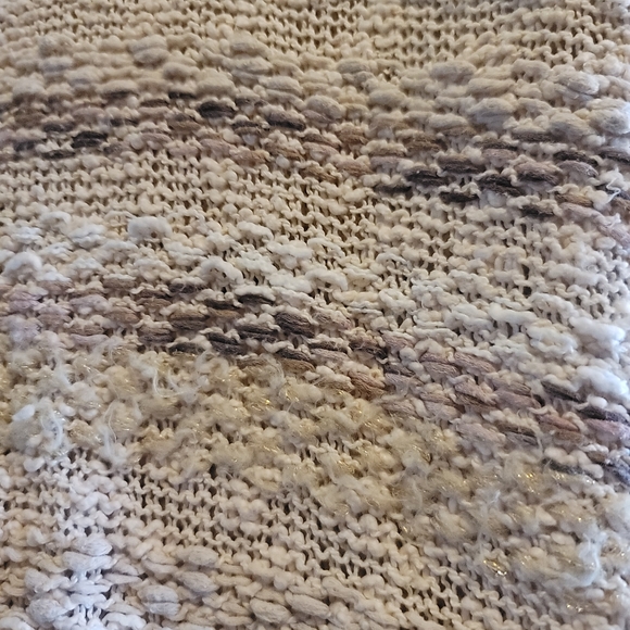 American Eagle Sweater - Picture 2 of 3